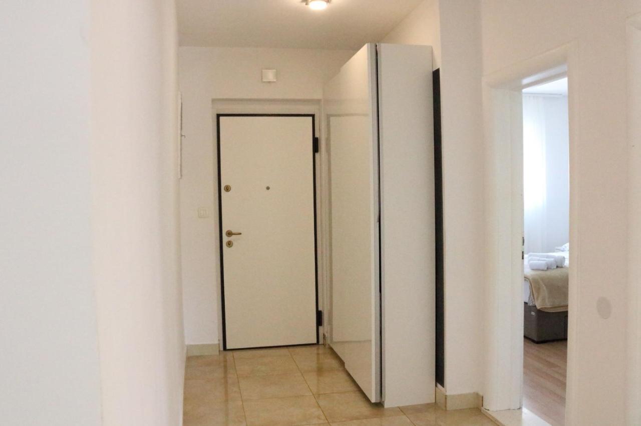 Lucija Apartment Split Bagian luar foto